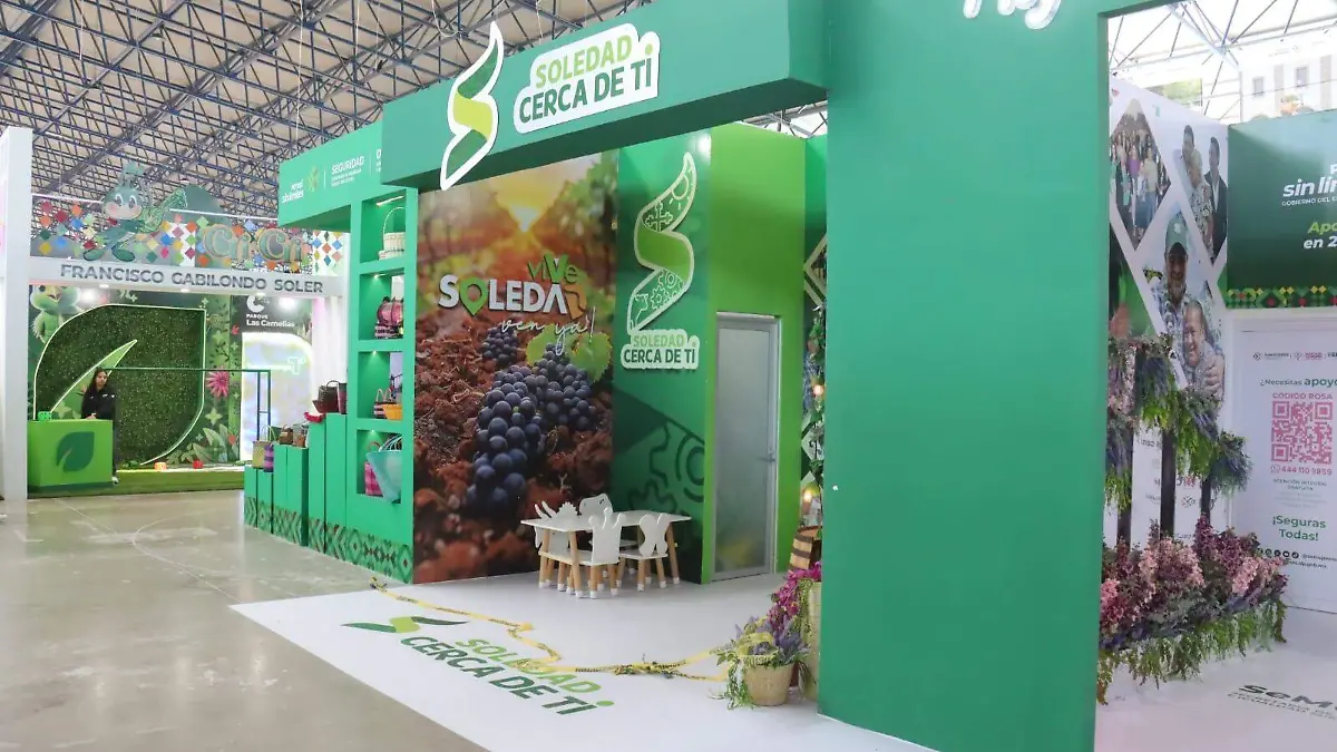 Stand de Soledad en la Fenapo (3)