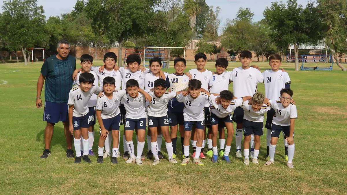 fUTBOL Instituto Potosino Marista (4)