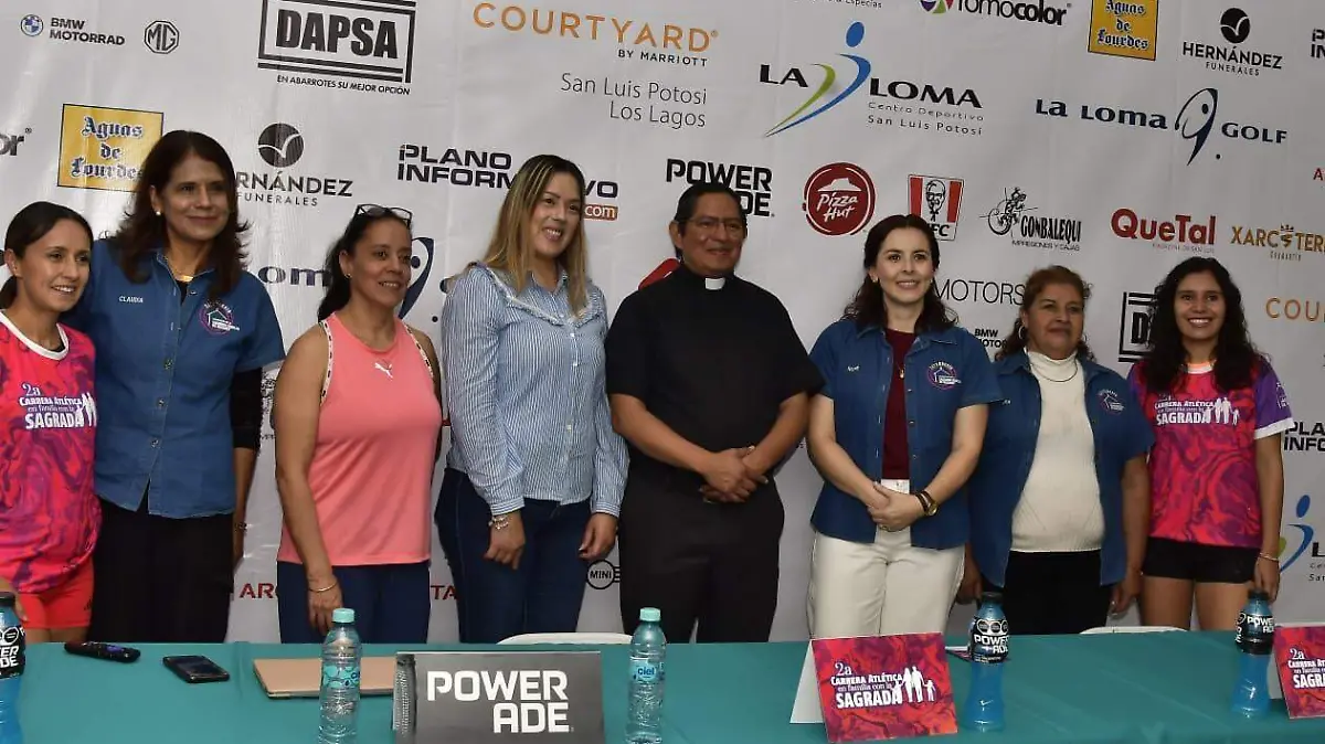 carrera “En Familia con la Sagrada” (2).jpg