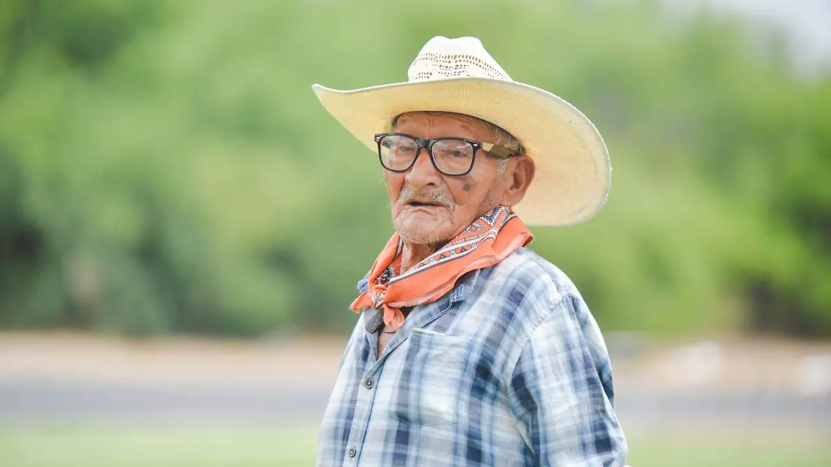 Adultos mayores (2).jpg