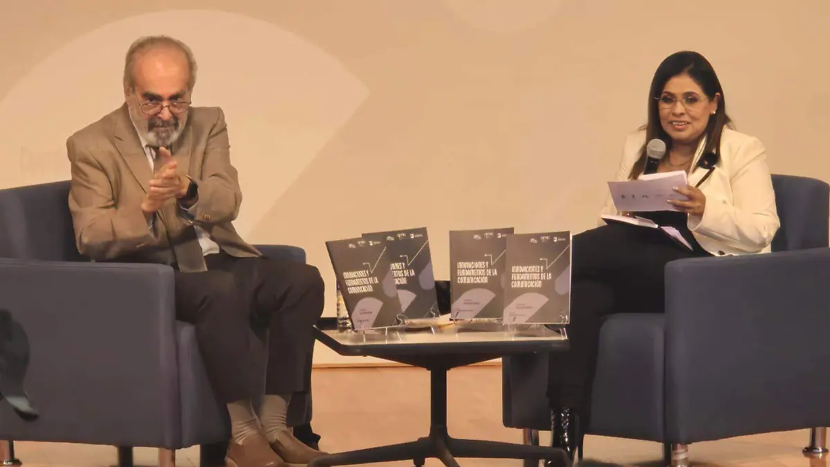 Presentación de libro uaslp (1)