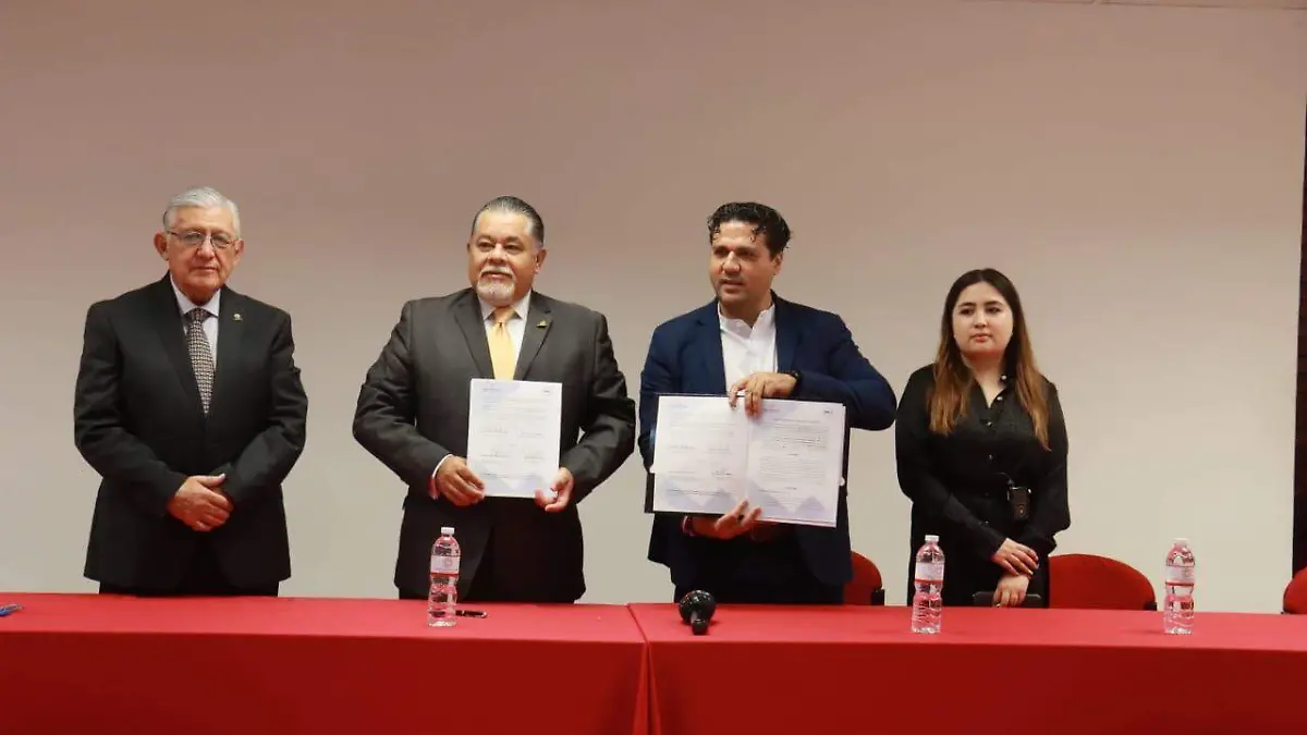 Colegio de Contadores y IFSE convenio