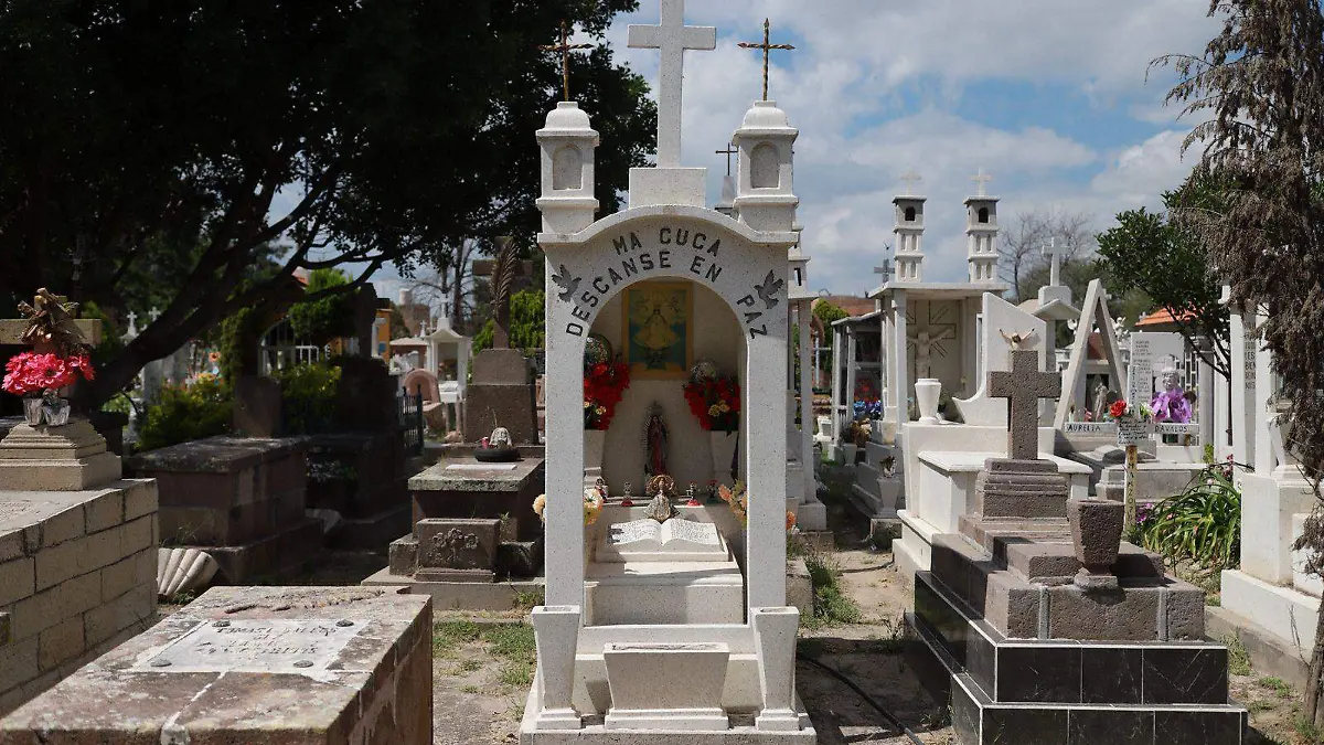 cementerios, panteones SLP 