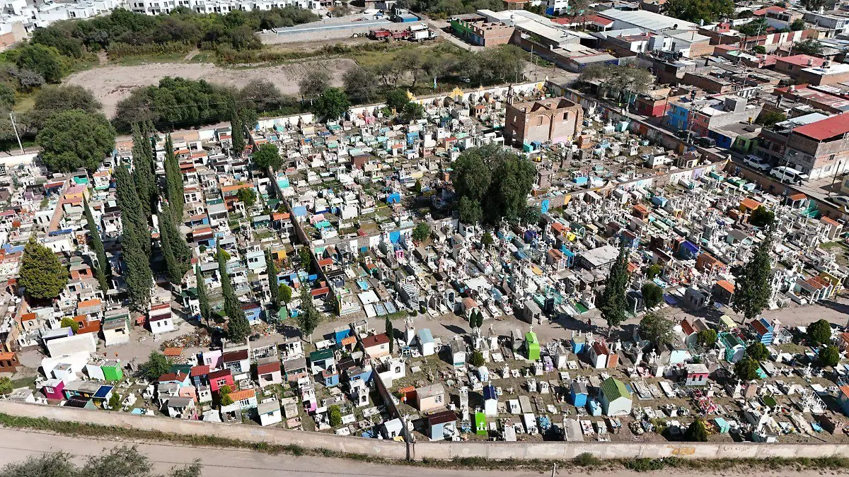 Panteón Villa de Pozos (2)