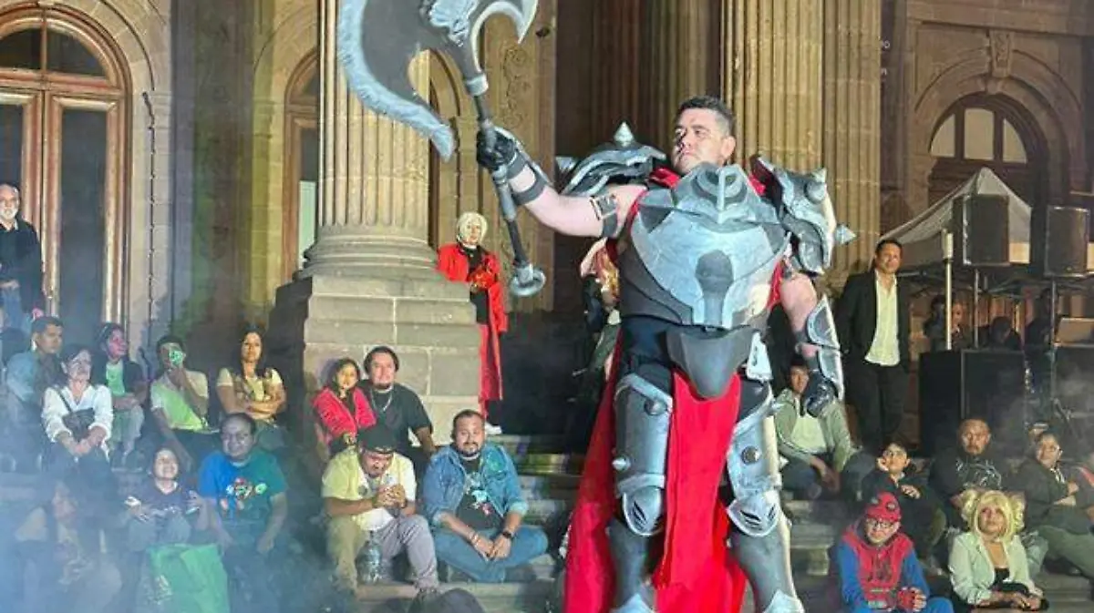 COSPLAY