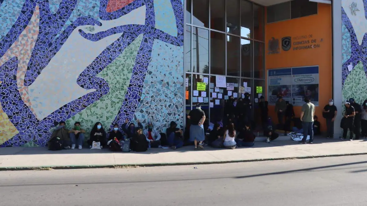 Manifestación Facultad de Ciencias de la Información