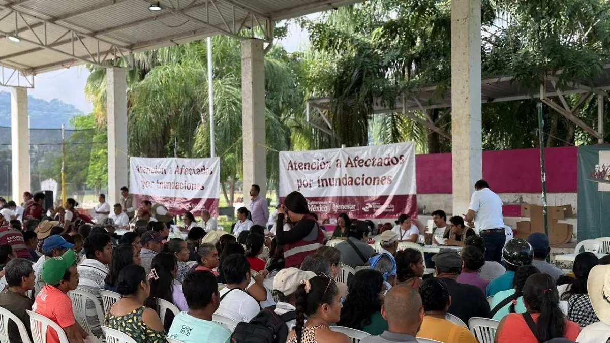 apoyos para damnificados en la huasteca (2)