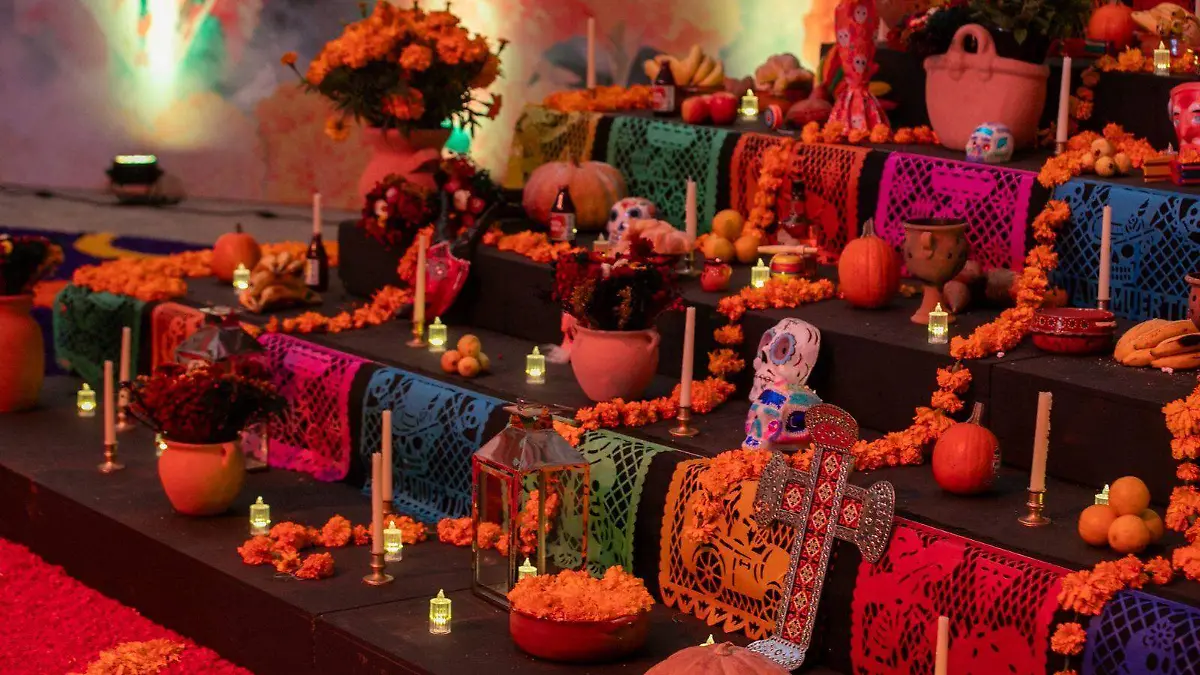Altar de Muertos en Palacio de Gobierno