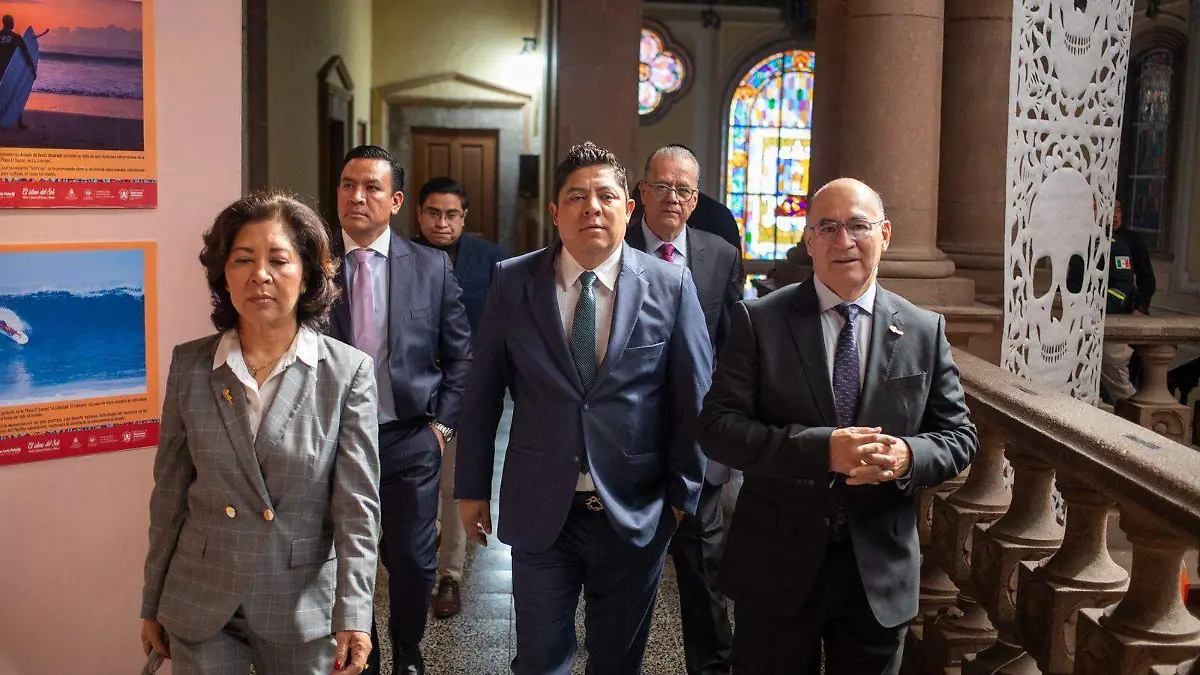 WhatsApp Image 2025-11-03 at 12.23.33