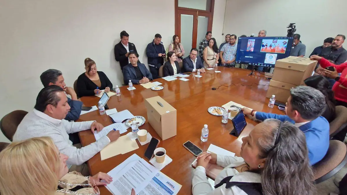 WhatsApp Image 2025-12-01 at 14.19.49