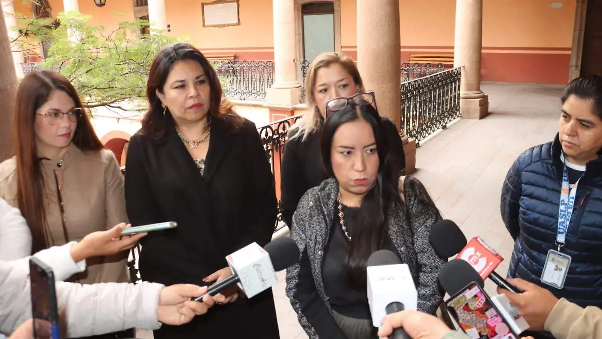 Profesoras de la Facultad de Derecho