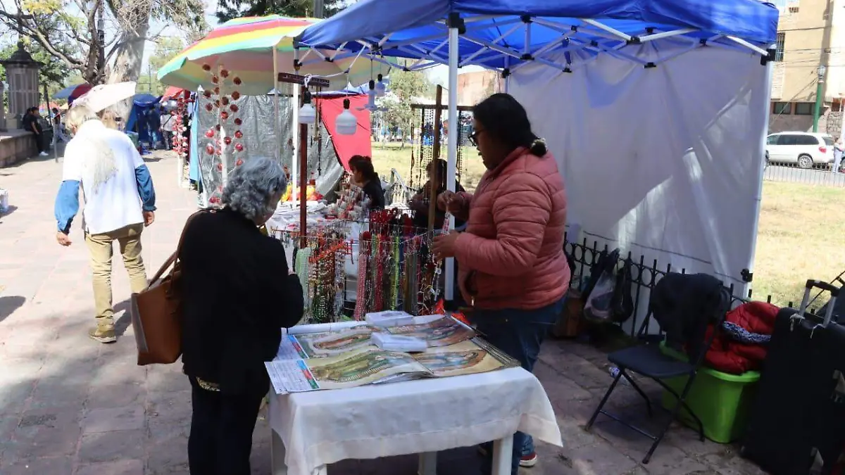 Comercio día de la Virgen