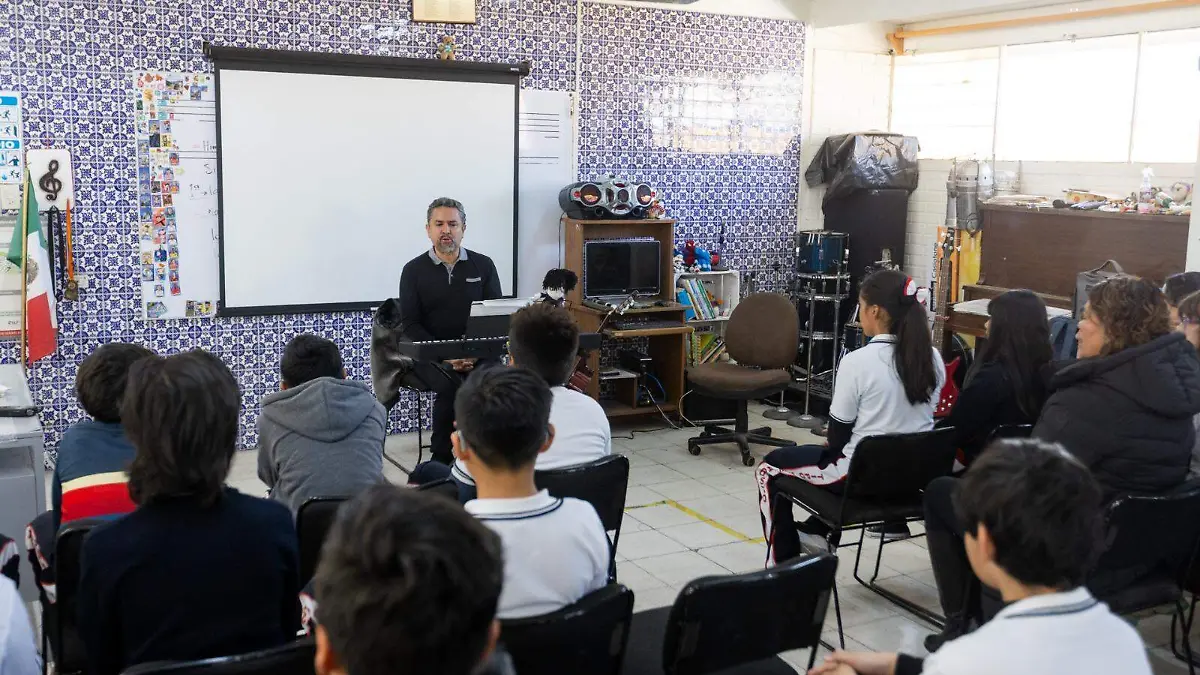 salon de clases nahum