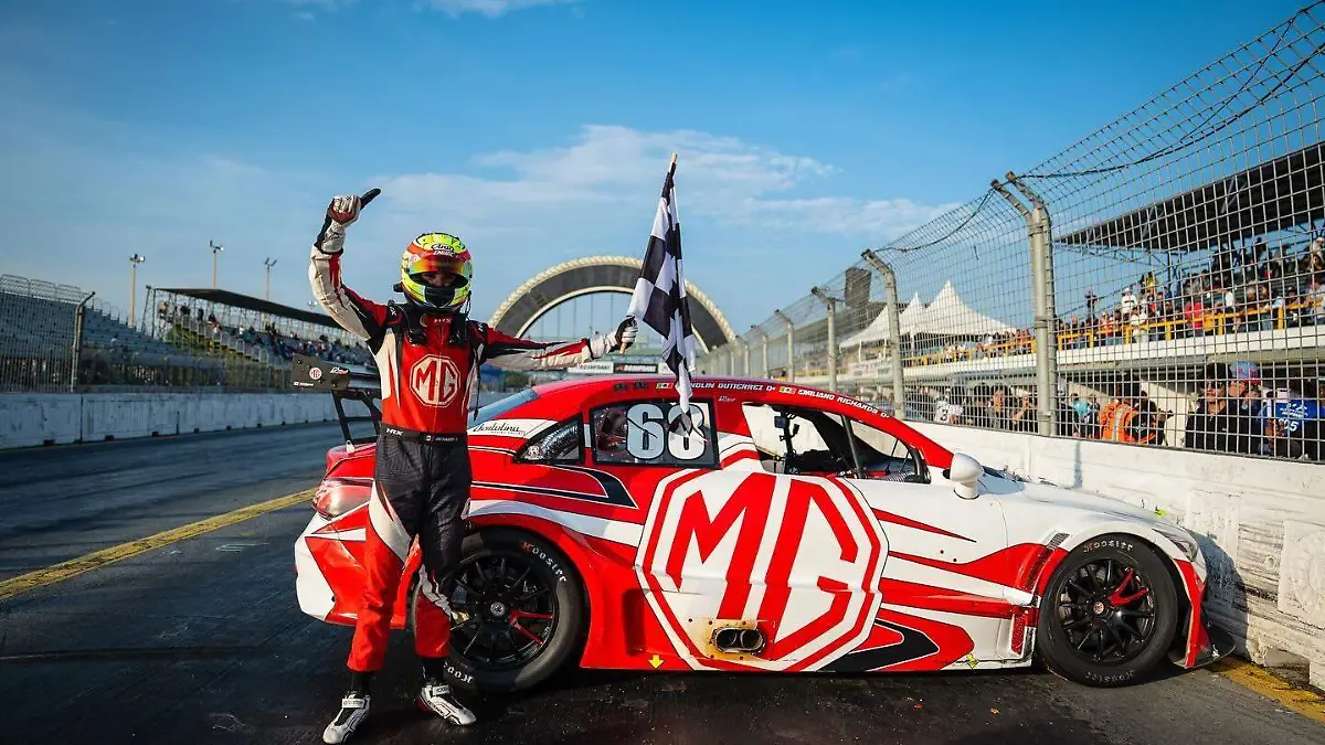 WhatsApp Image 2025-12-26 at 14.02.35