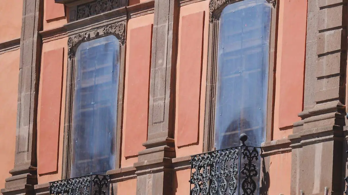 blindan edificio de la UASLP (2)