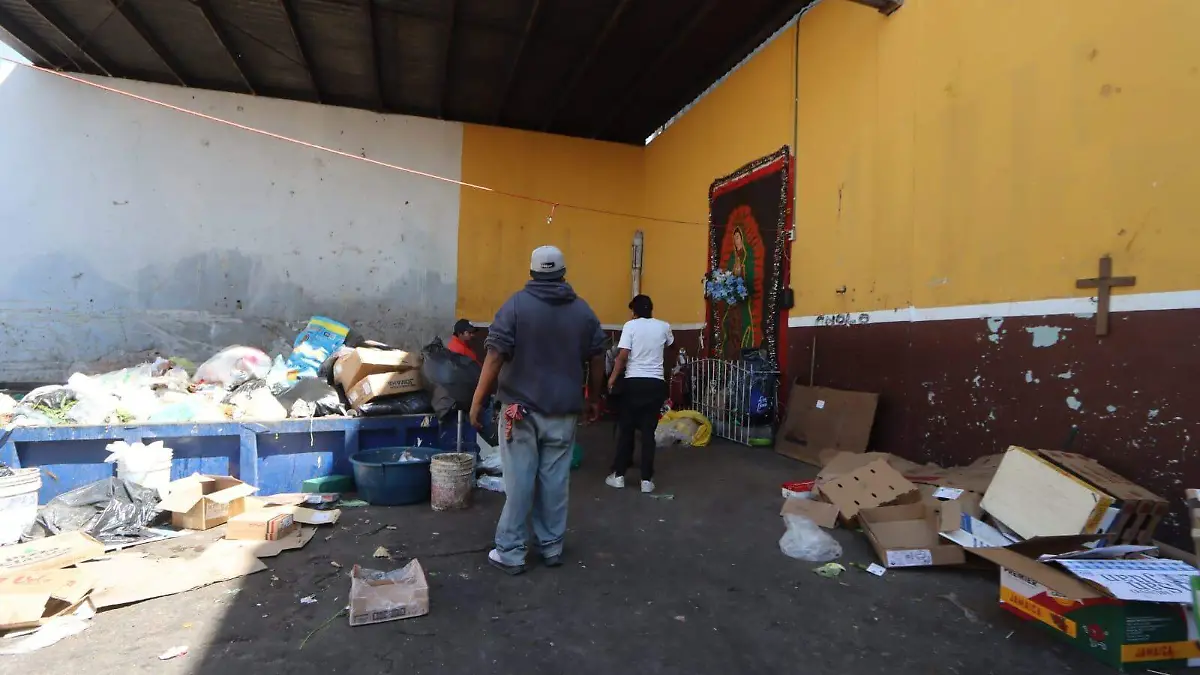 drenajes colapsados y basureros (3)