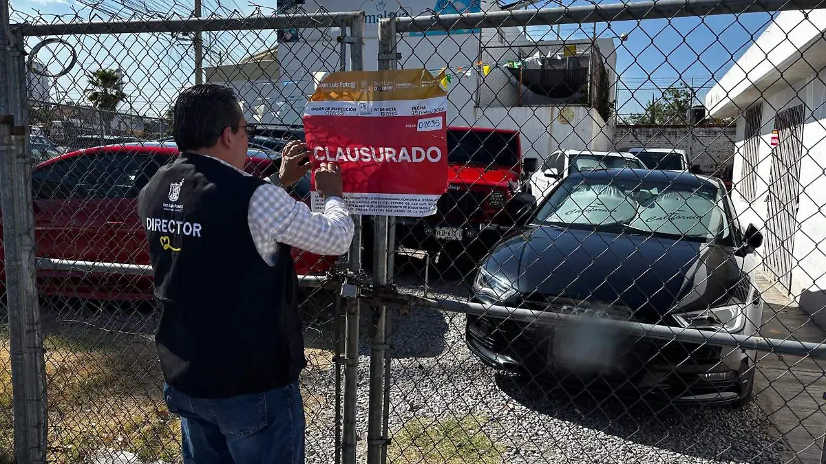 clausura de negocios (2)