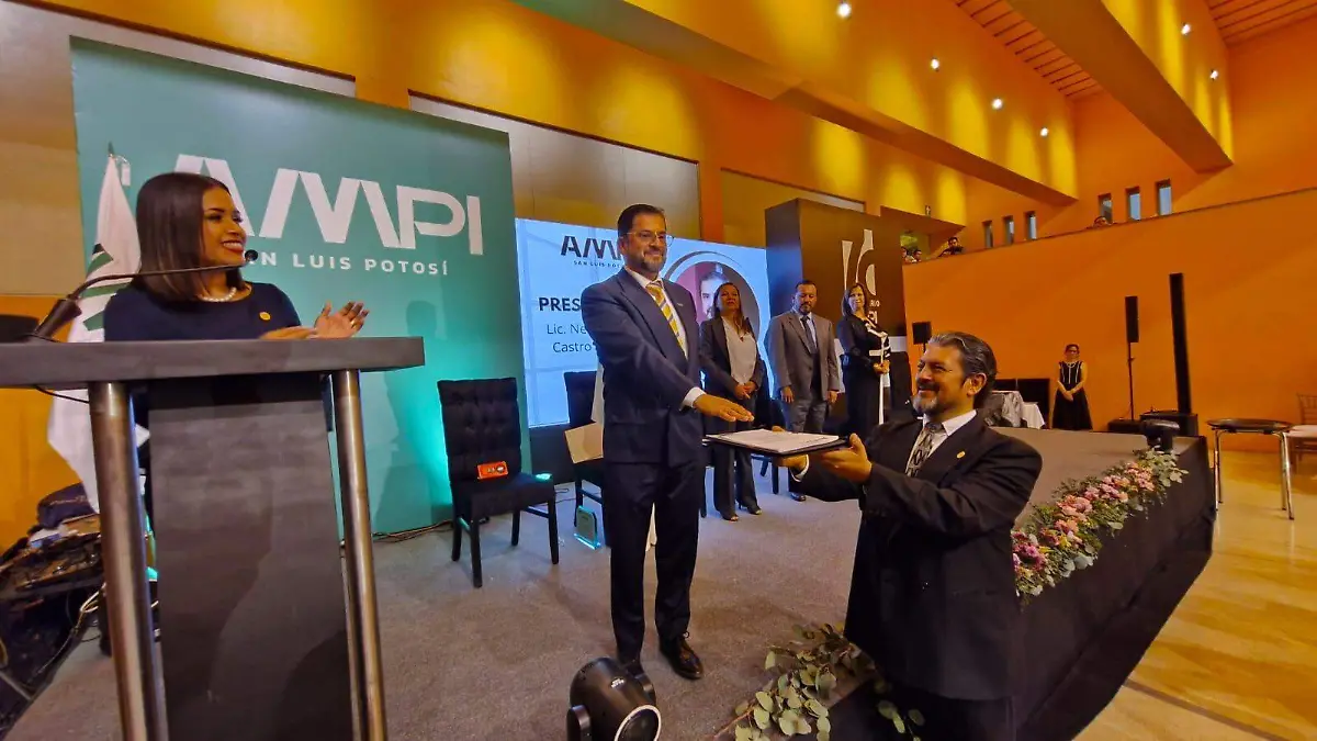 Neil Castro Ortega (1)