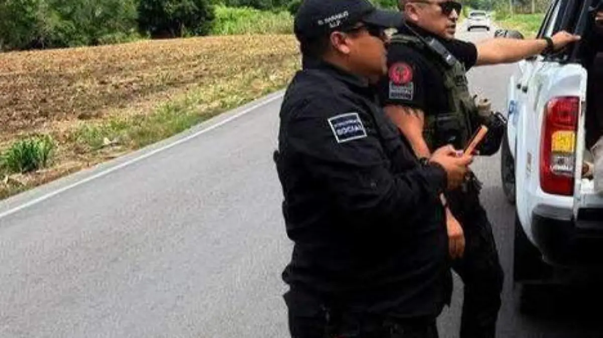 Rescatan a 4 jornaleros en El Naranjo