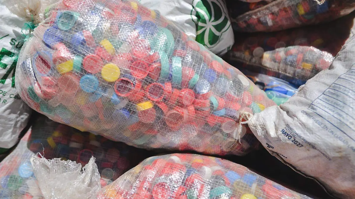 Campañas de recolección de tapitas