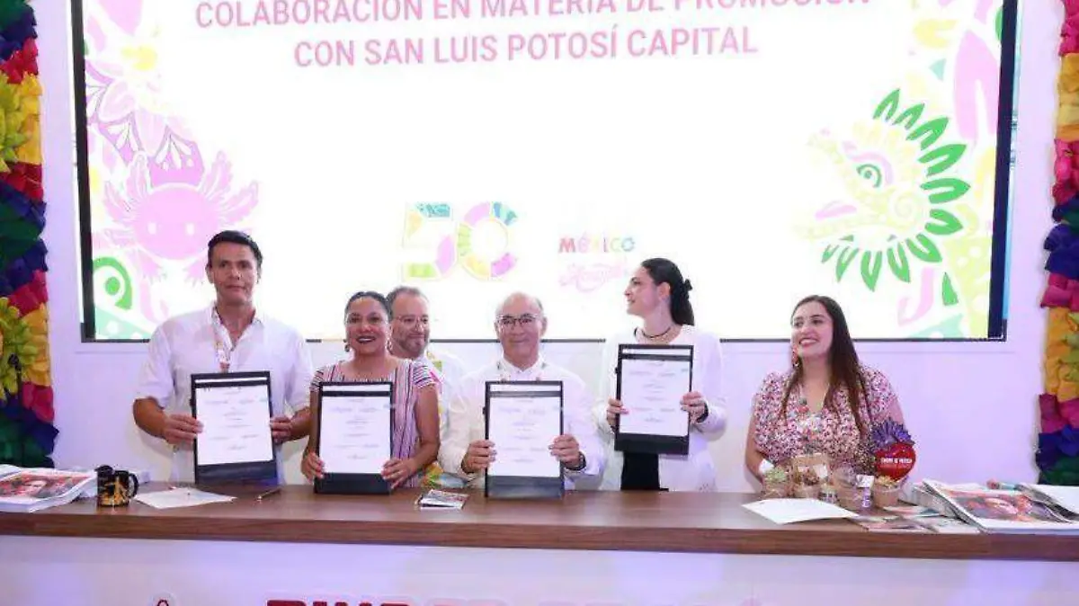 Firma de convenio  San Luis Capital y Ciudad de México (2)