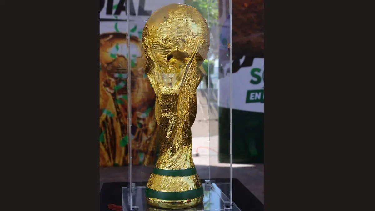 Réplica de la Copa del Mundo