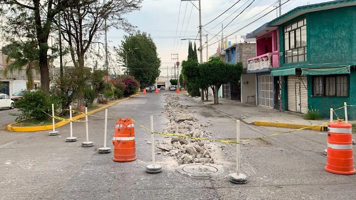 obras de drenaje en Valle Dorado (1)