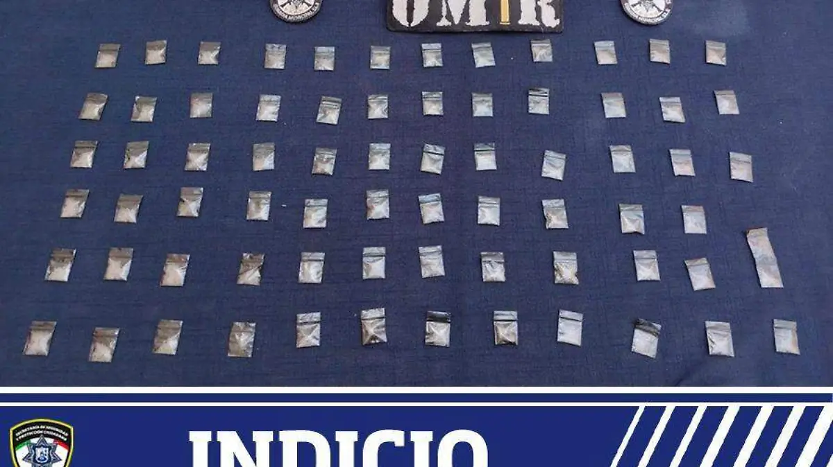 Decomisan cristal en abastos