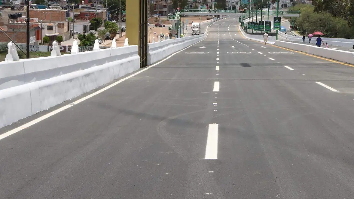 Renivelación del Puente Elevado Circuito Potosí (1)