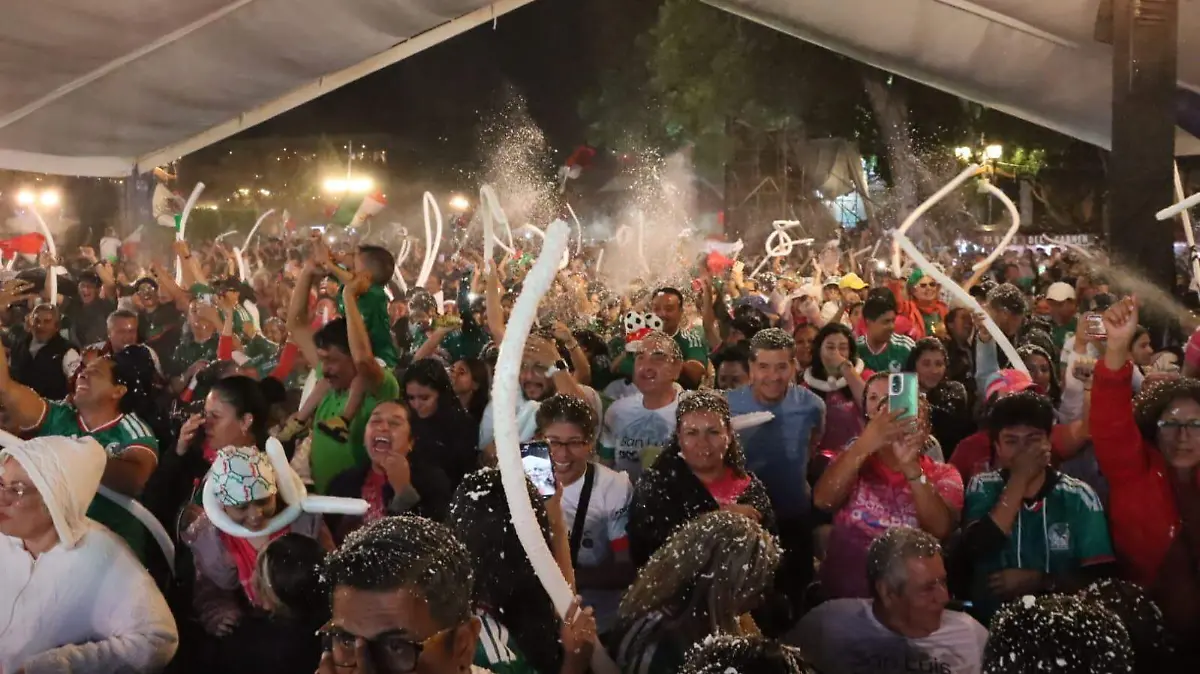 Festejo en Plaza del Carmen  (1)