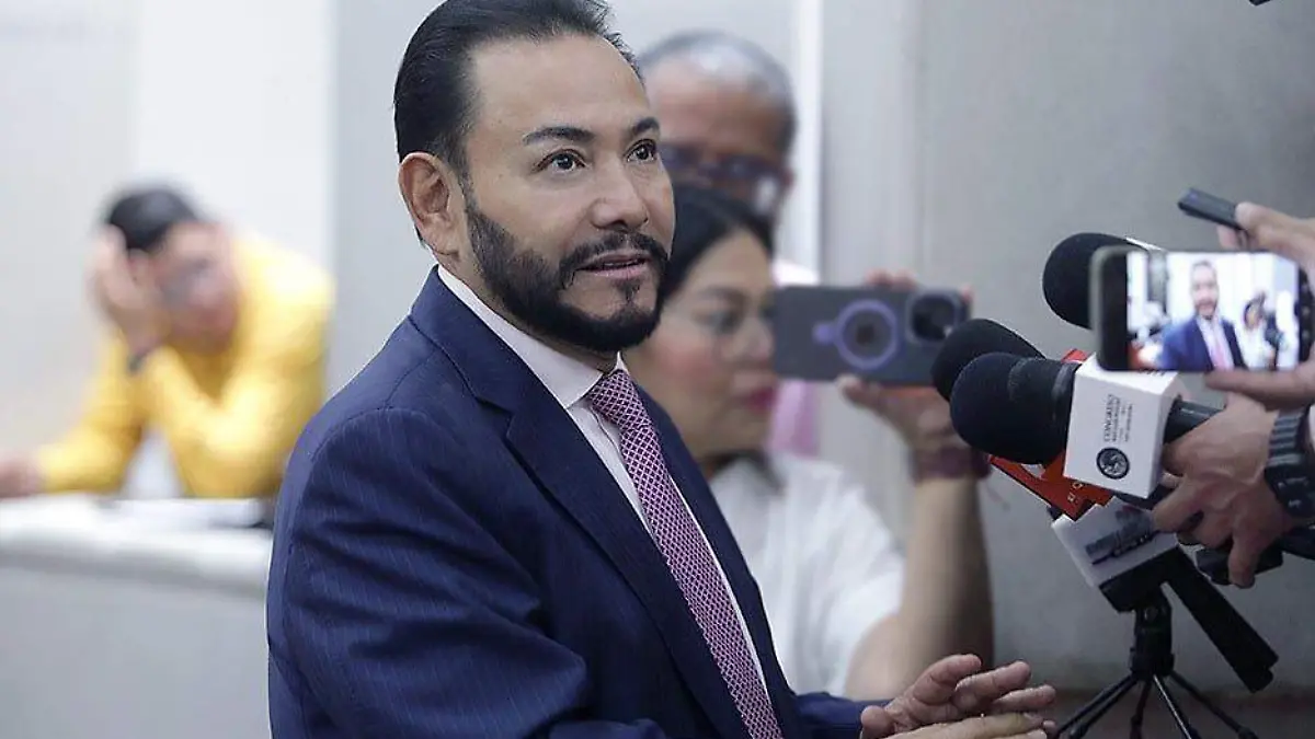 Héctor Serrano Cortés