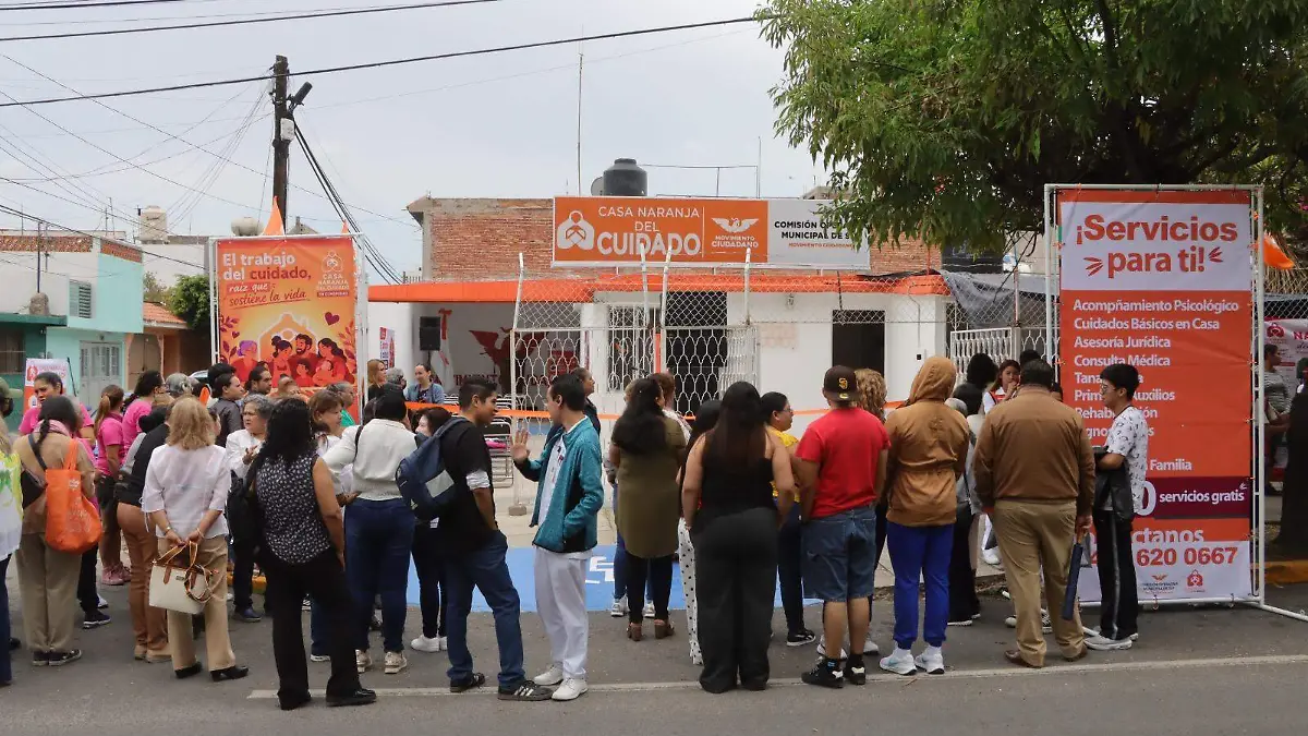 Casa Naranja del Cuidado (1)