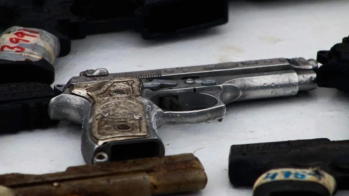 Armas