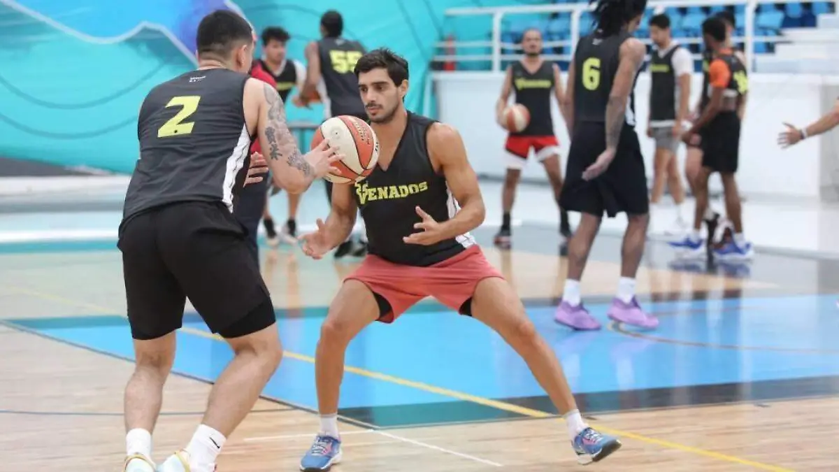 inician-entrenamientos-venados-basketball