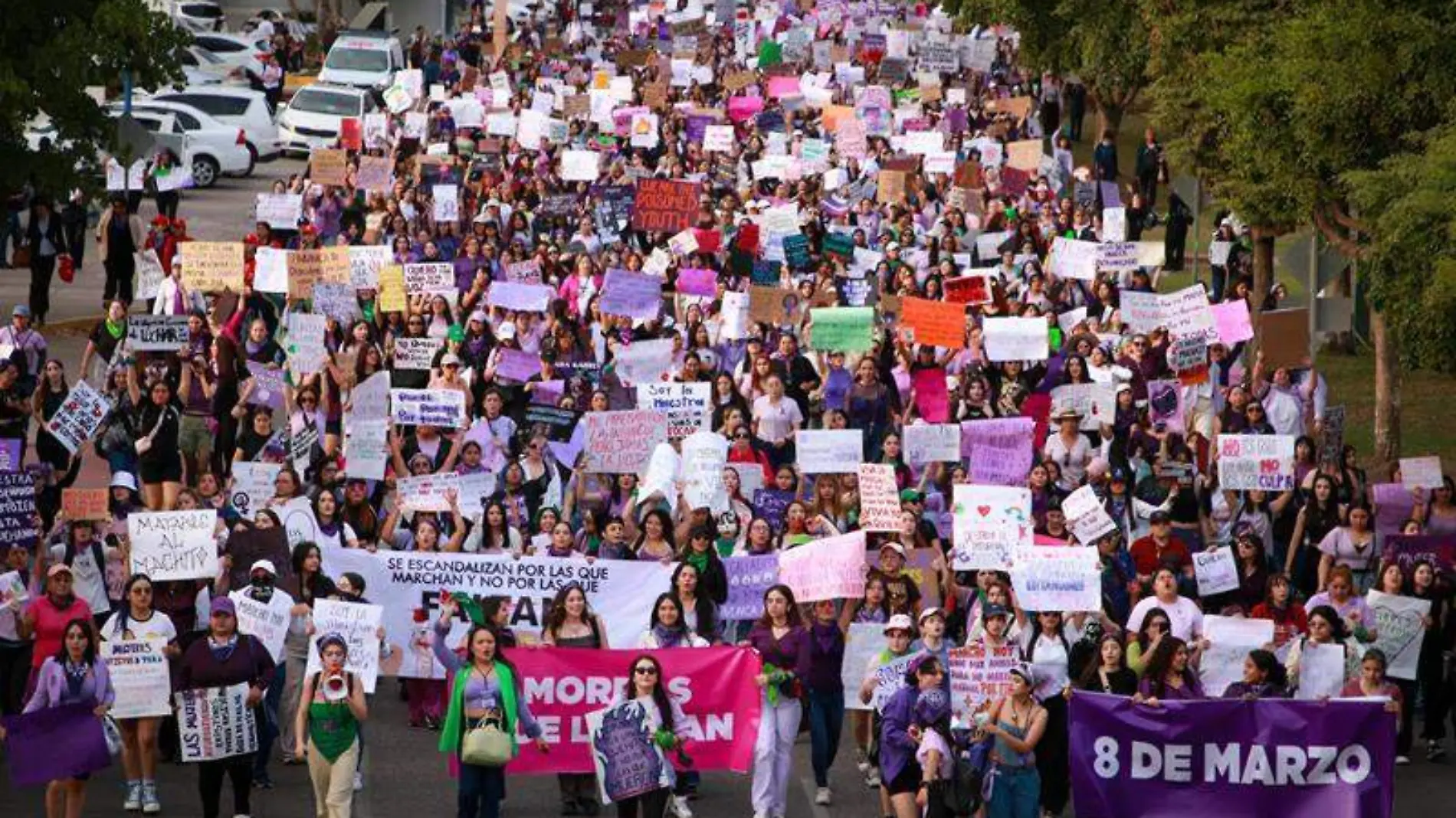 mega-marcha-mujeres