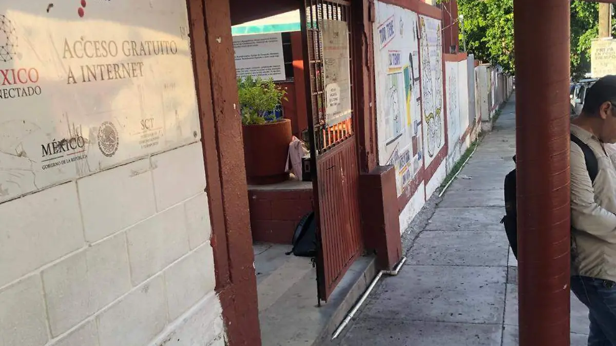 secundaria 72 suspende clases