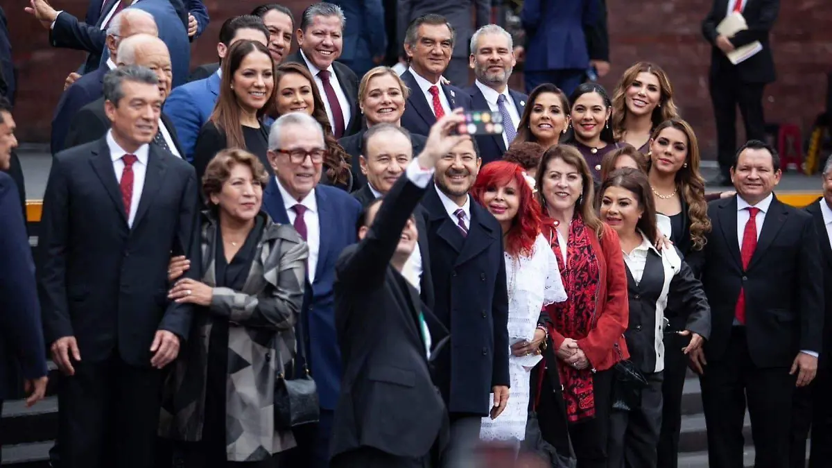Rubén-Rocha-Moya-toma-protesta-sheinbaum