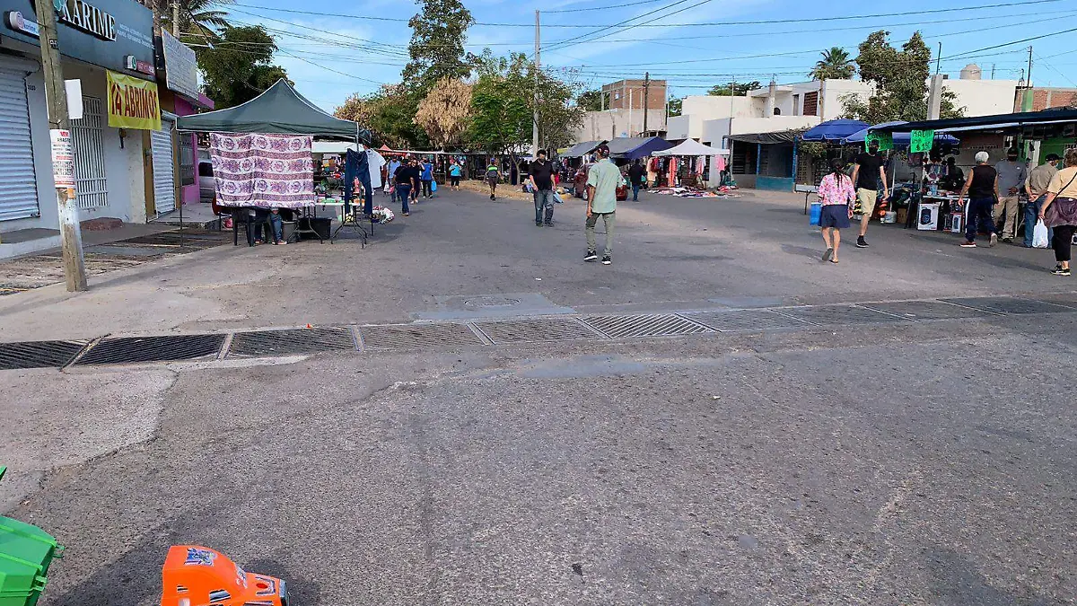 tianguis-de-los-huizachez-en-semana-santa