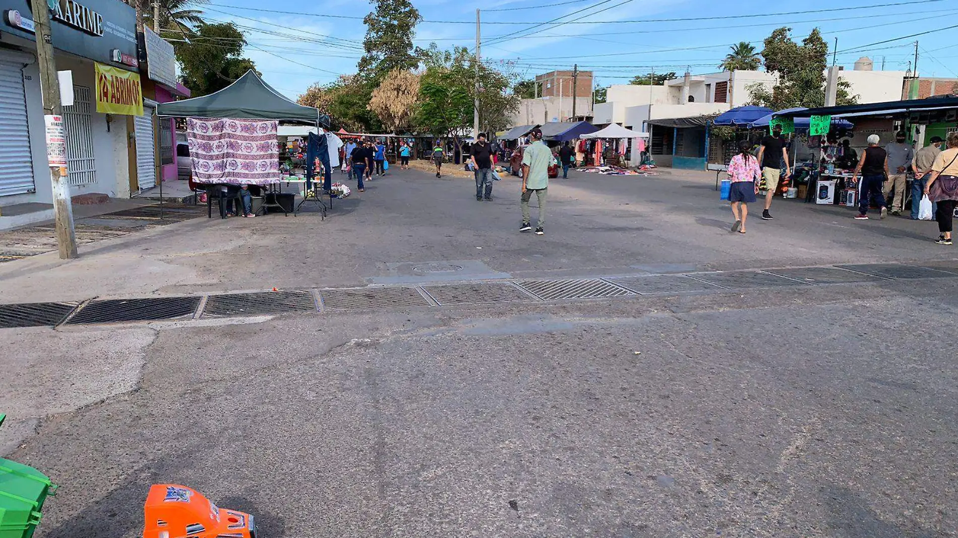 tianguis-de-los-huizachez-en-semana-santa