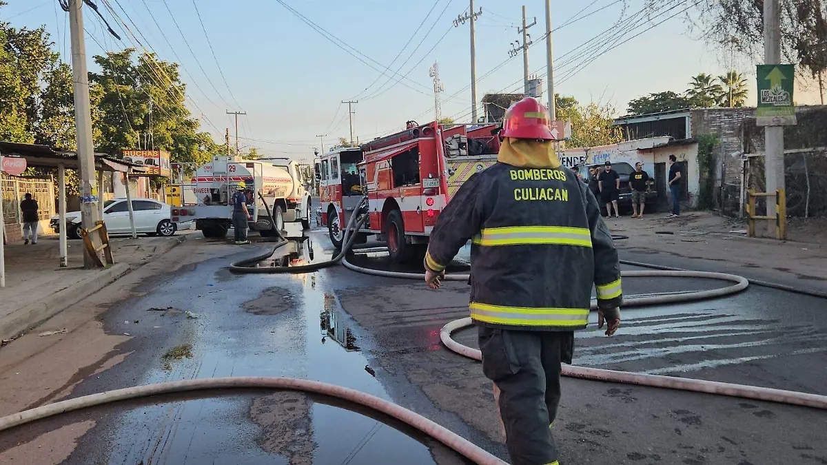 incendio-culiacan-negocios