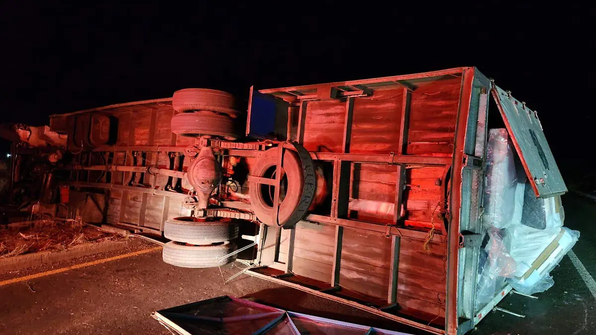 pareja-de-adultos-muere