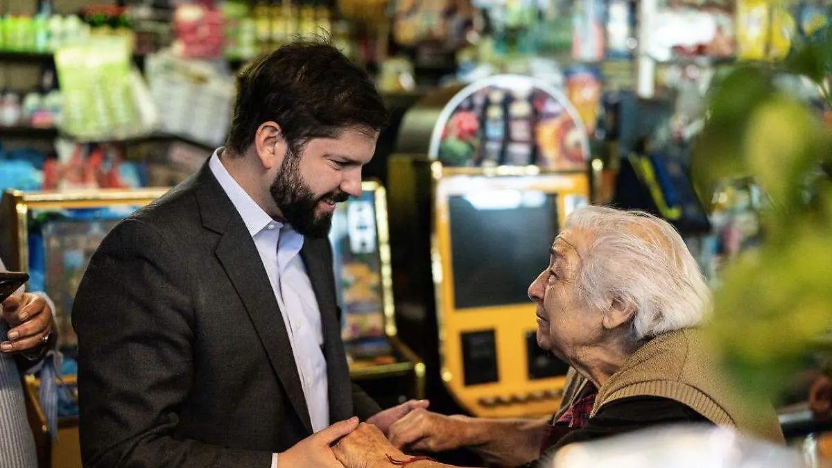 Boric presenta ambiciosa reforma para el sistema de pensiones en Chile