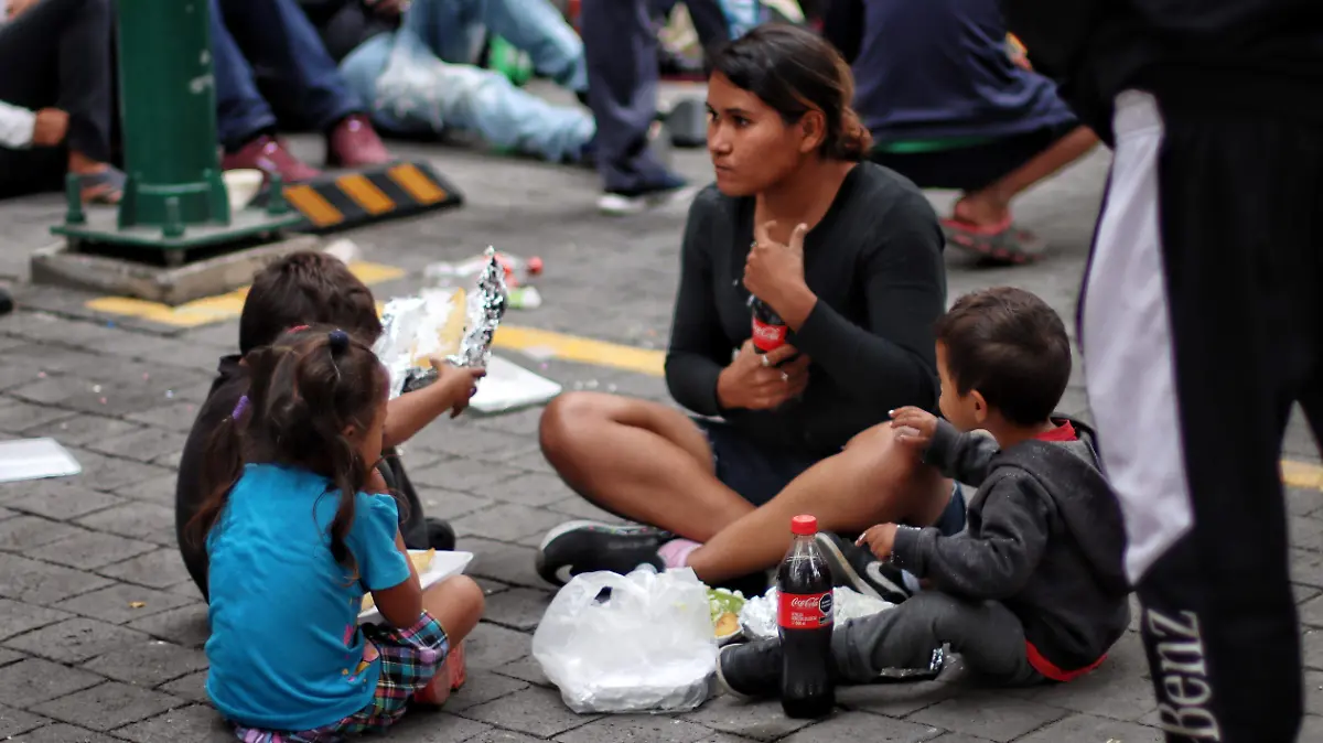 migrantes-Caravana-Migracion-INM-Metro-39