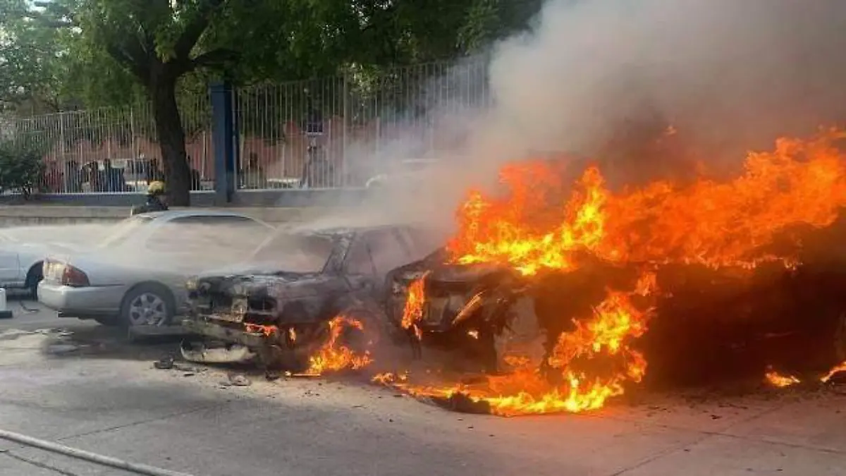 carros-quemados-uas