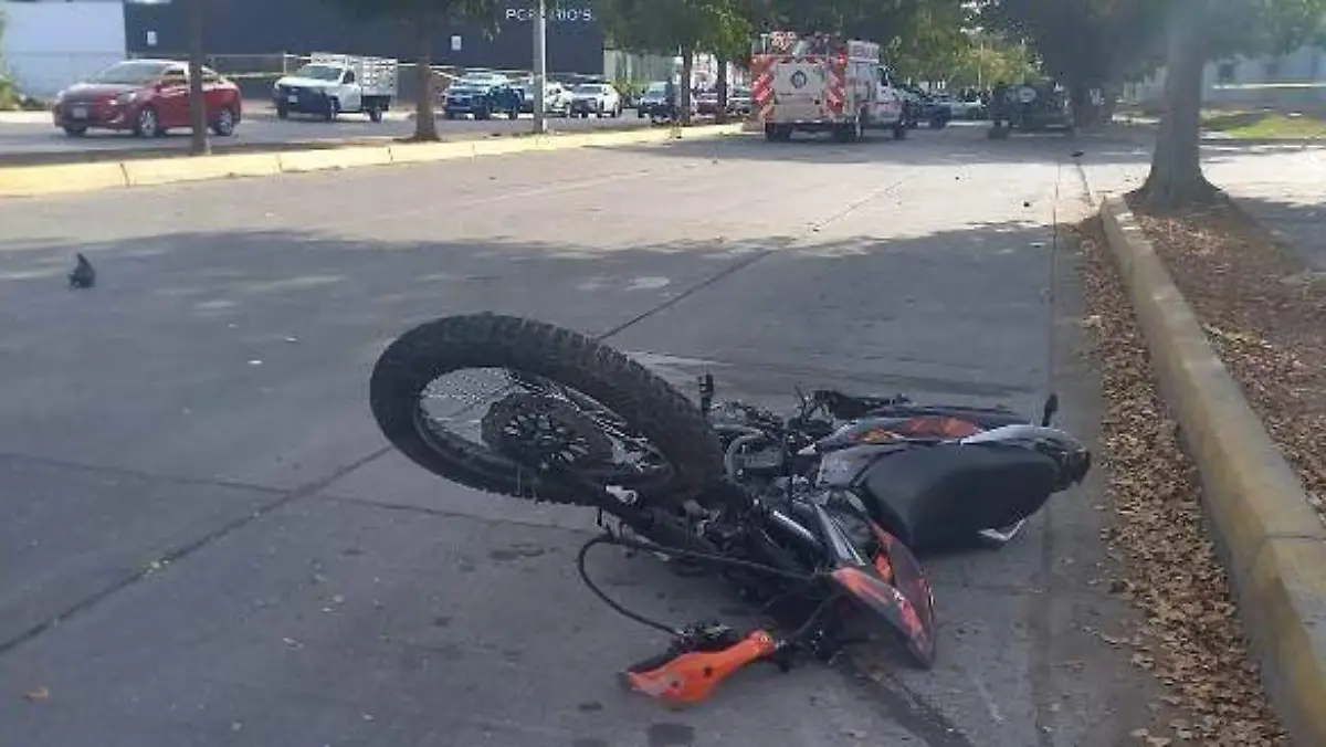 accidente-audi-motocicleta