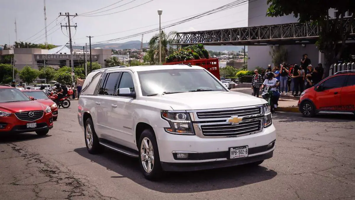 dan-ultimo-adios-al-comandante-el-boxer2.