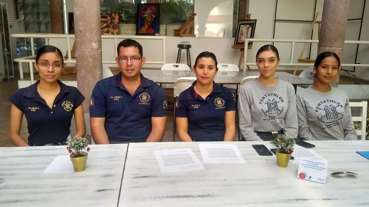 colecta de juguetes invitan