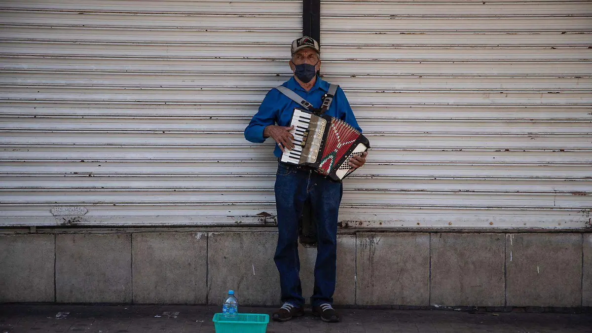alejandro-desea-buena-suerte