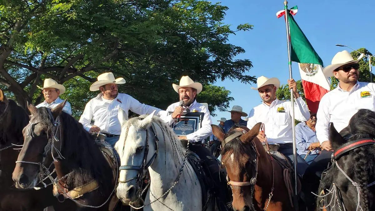 feria-ganadera-inicia2