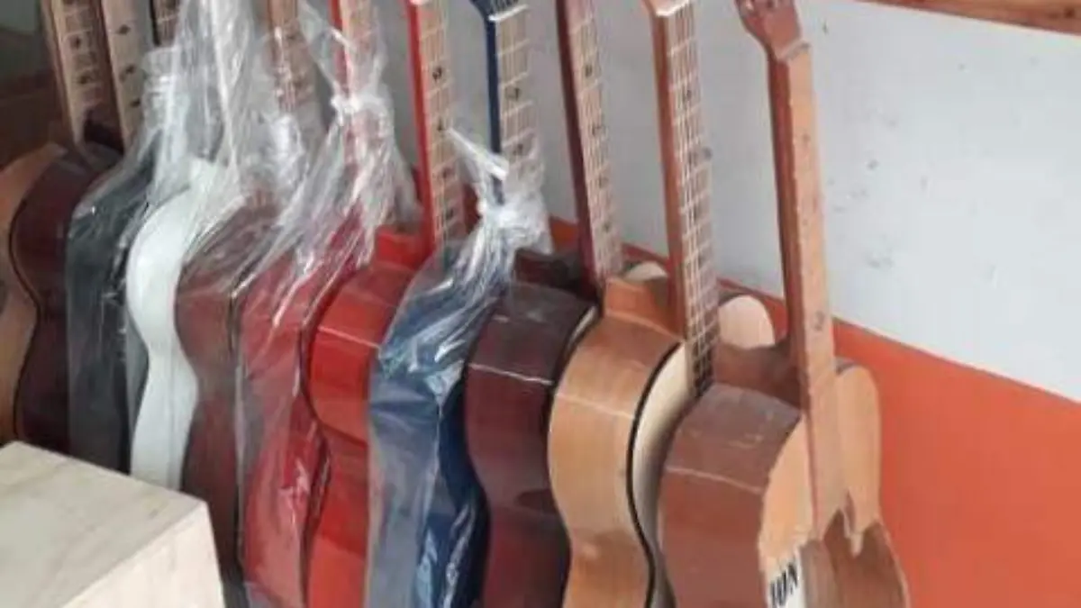 GUITARRA